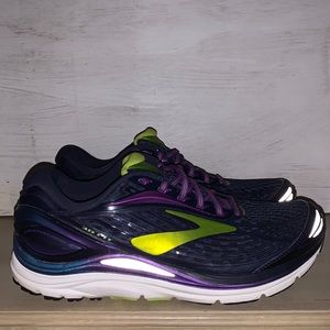 Women’s Brooks Shoes Sz 13